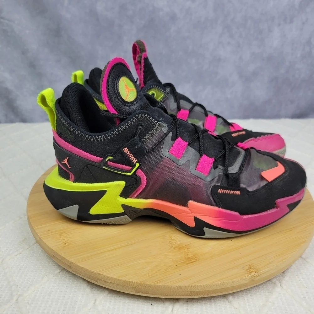 Nike air Jordan Why Not Zer 0.5 Raging Youth Size 6.5Y Women‎ Size 8.5